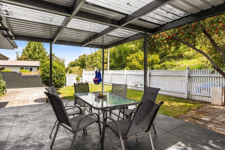 Photo of property in 69 Puketapu Road, Taradale, Napier, 4112