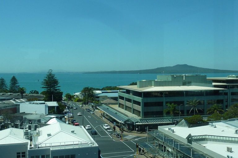 Photo of property in Sentinel Apartments, 803/3 Northcroft Street, Takapuna, Auckland, 0622