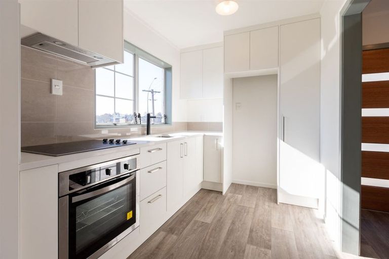 Photo of property in 1/1243 Victoria Street, Whitiora, Hamilton, 3200