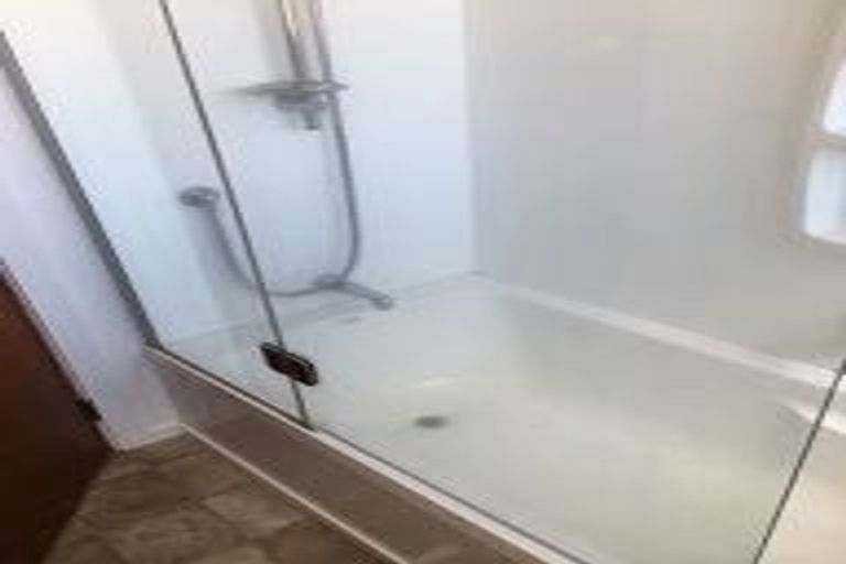 Photo of property in 100a Holland Road, Fairfield, Hamilton, 3214