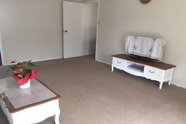 Photo of property in 69 Bayview Road, Bayview, Auckland, 0629