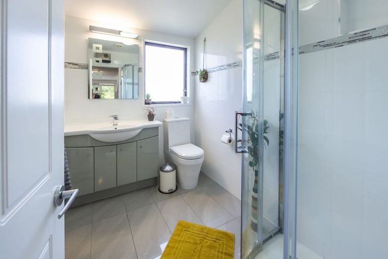 Photo of property in 1/522 Weedons Road, Rolleston, Christchurch, 7678