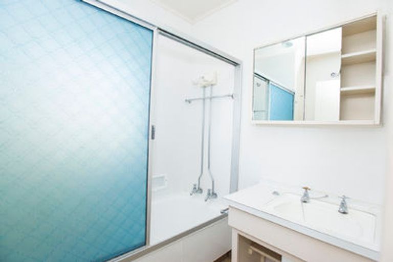 Photo of property in 338 Aberdeen Road, Gisborne, 4010