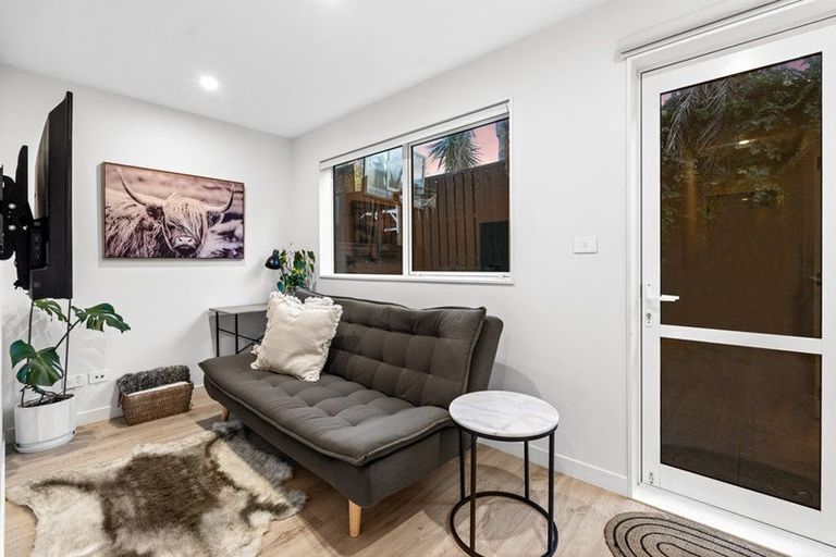 Photo of property in 3/4 Jutland Road, Hauraki, Auckland, 0622