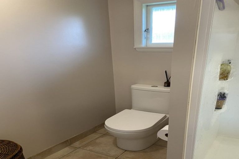 Photo of property in 122 Waimairi Road, Ilam, Christchurch, 8041