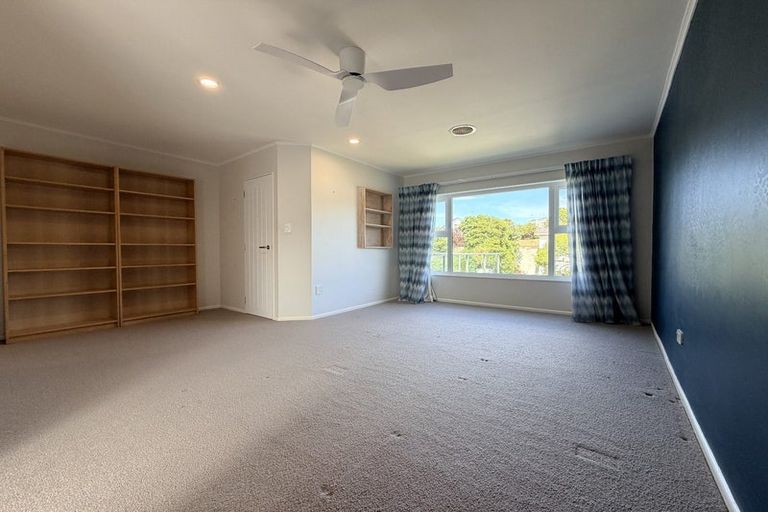 Photo of property in 4 School Road, Plimmerton, Porirua, 5026