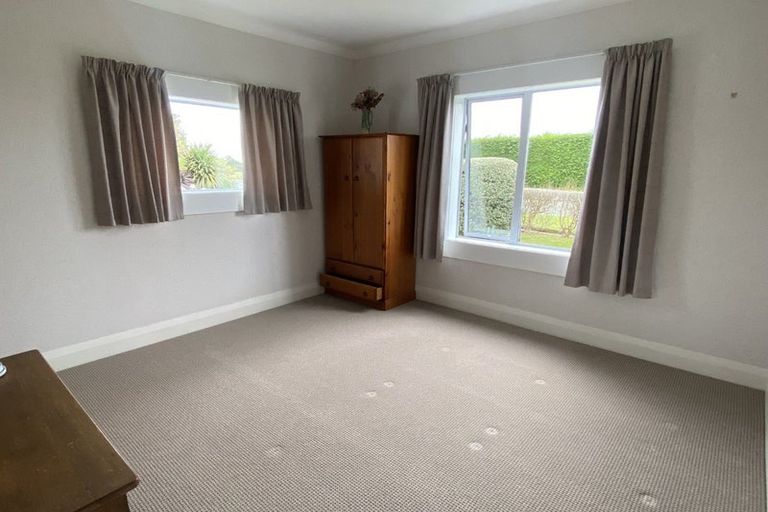 Photo of property in 92 Lady Barkly Road, Winton, 9782