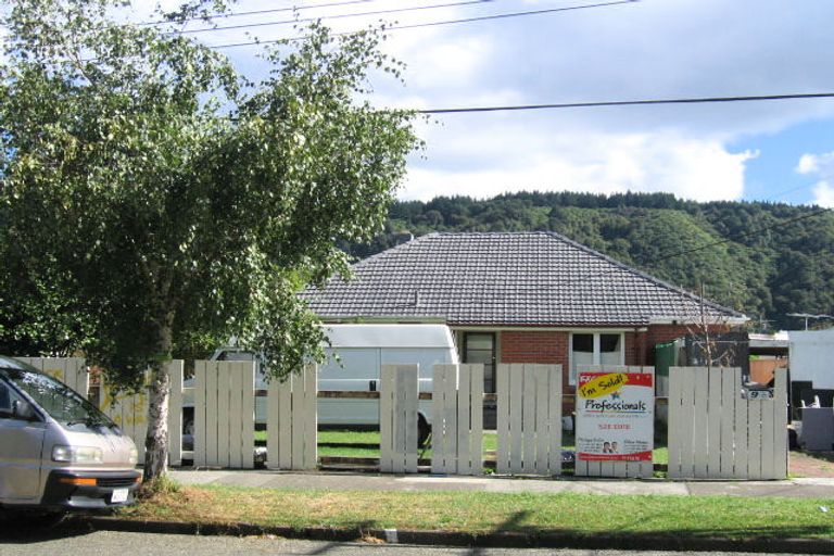 Photo of property in 9 Ruahine Street, Trentham, Upper Hutt, 5018