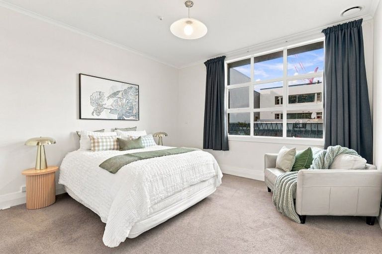 Photo of property in 237c Moray Place, Dunedin Central, Dunedin, 9016