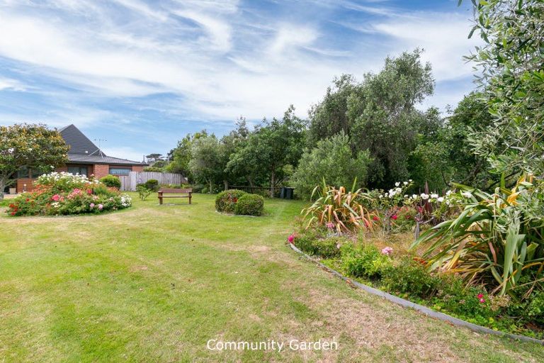 Photo of property in Redwood Village, 33/42 Main Road, Tawa, Wellington, 5028