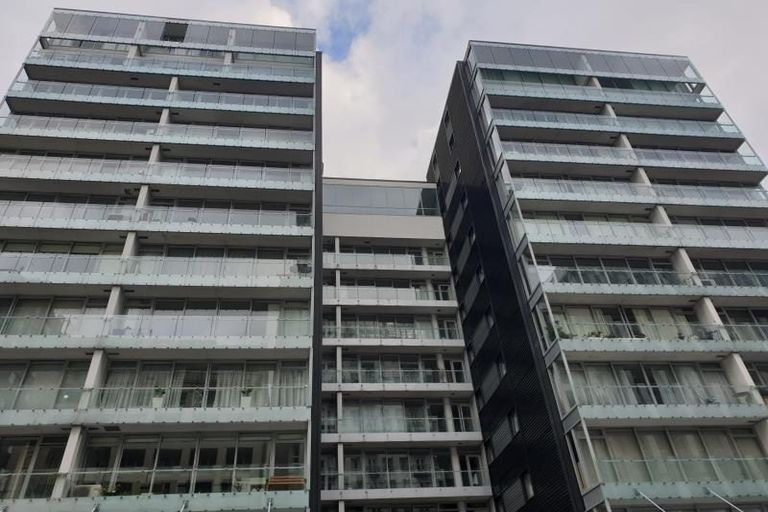 Photo of property in Montreaux Apartments, 3i/164 The Terrace, Wellington Central, Wellington, 6011