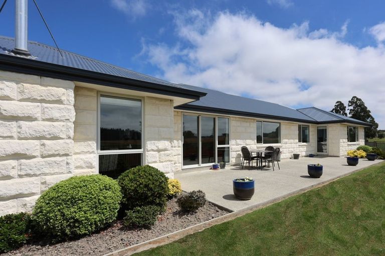 Photo of property in 27 Avoca Drive, Waiareka Junction, Oamaru, 9401