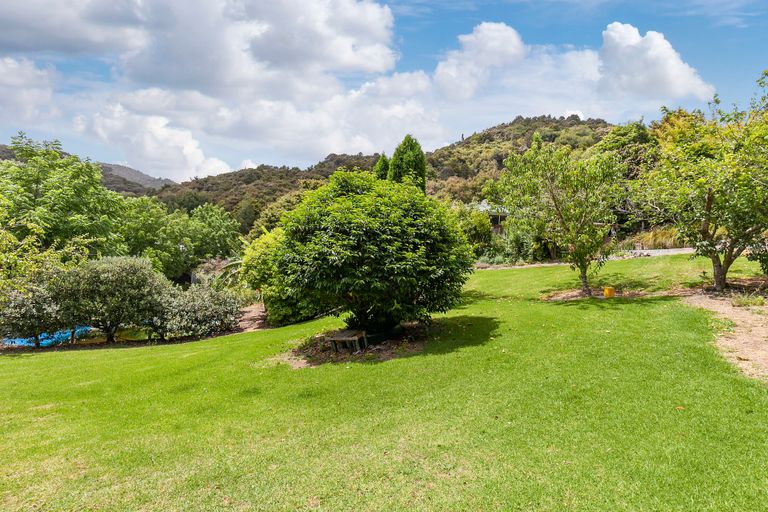 Photo of property in 950 Matakana Valley Road, Whangaripo, Wellsford, 0972