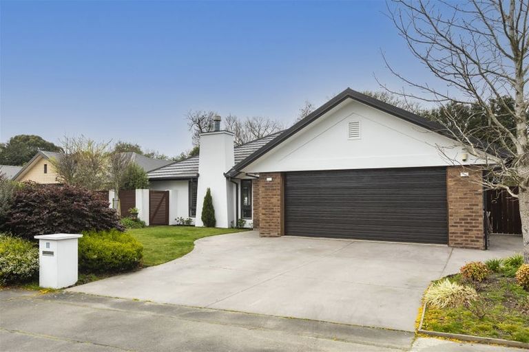 Photo of property in 11 Armour Place, Halswell, Christchurch, 8025