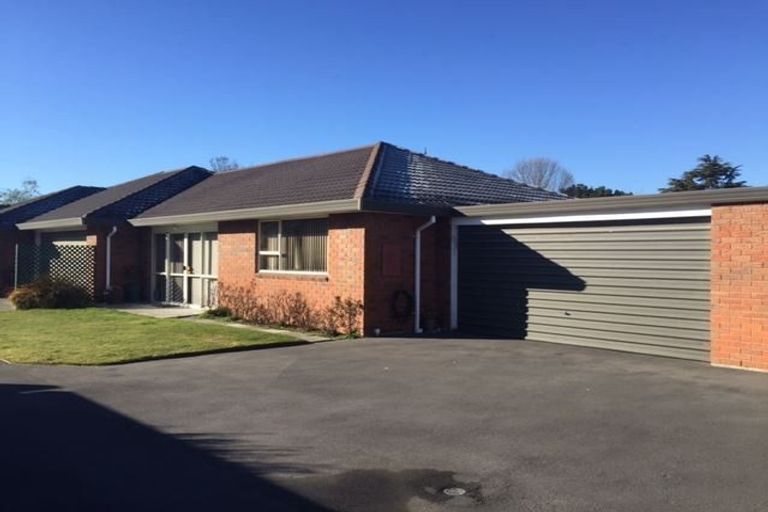 Photo of property in 2/38 Waimairi Road, Upper Riccarton, Christchurch, 8041