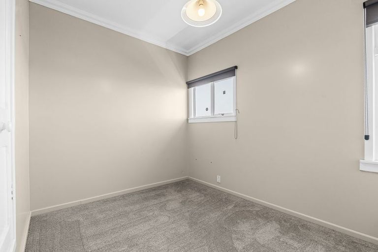 Photo of property in 9/1 Wilton Street, Westown, New Plymouth, 4310