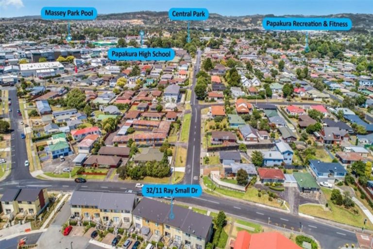 Photo of property in 32/11 Ray Small Drive, Papakura, 2110