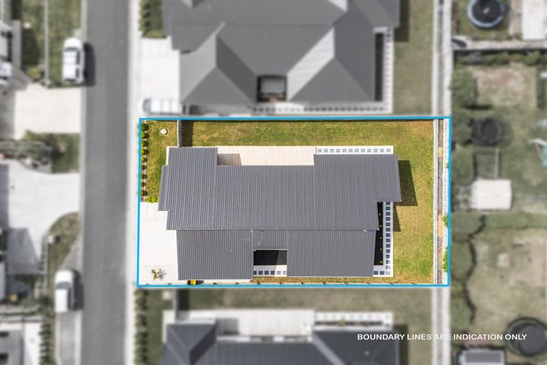 Photo of property in 7 Cutfield Lane, Kumeu, 0810