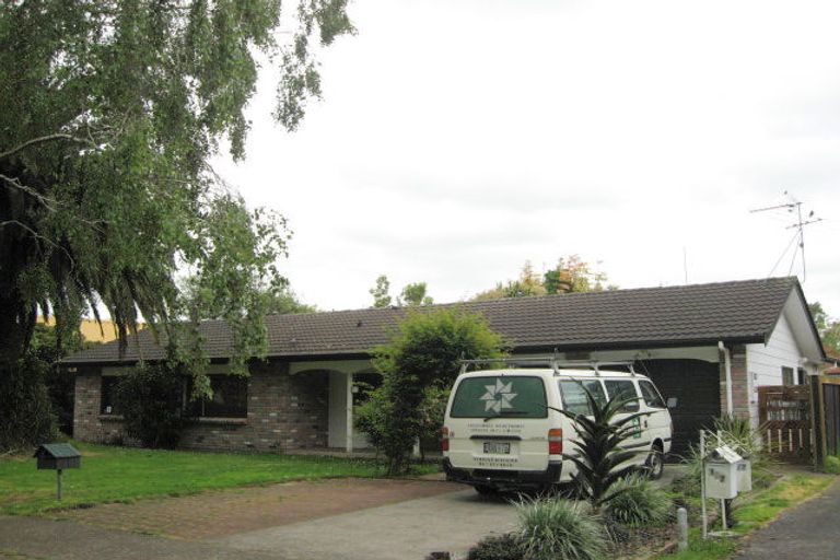 Photo of property in 9 Gloaming Place, Conifer Grove, Takanini, 2112