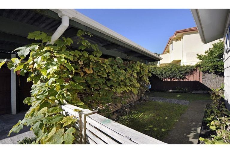 Photo of property in 2/17 Rawhiti Street, Tahunanui, Nelson, 7011