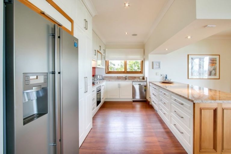 Photo of property in 26 Cameron Road, Bluff Hill, Napier, 4110