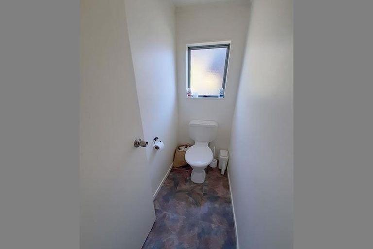 Photo of property in 15 Orchard Road, Browns Bay, Auckland, 0630