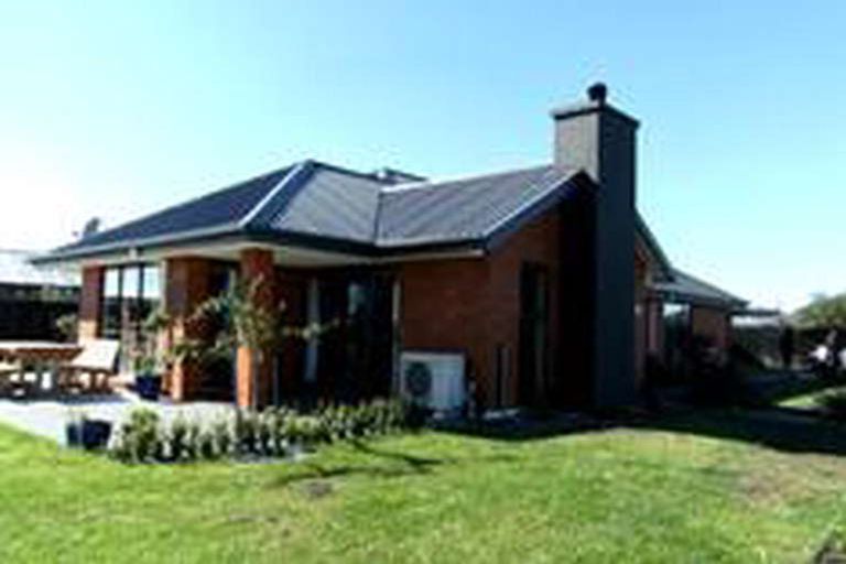 Photo of property in 10 Halston Close, Huntingdon, Ashburton, 7774