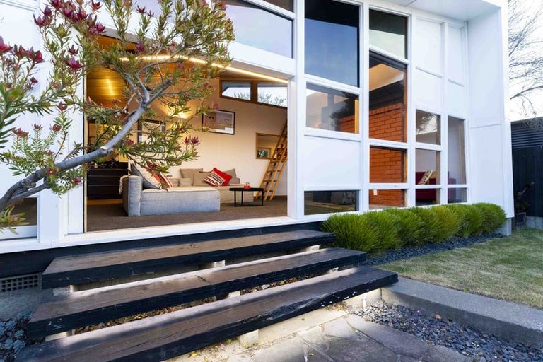 Photo of property in 36 Kellys Road, Mairehau, Christchurch, 8052