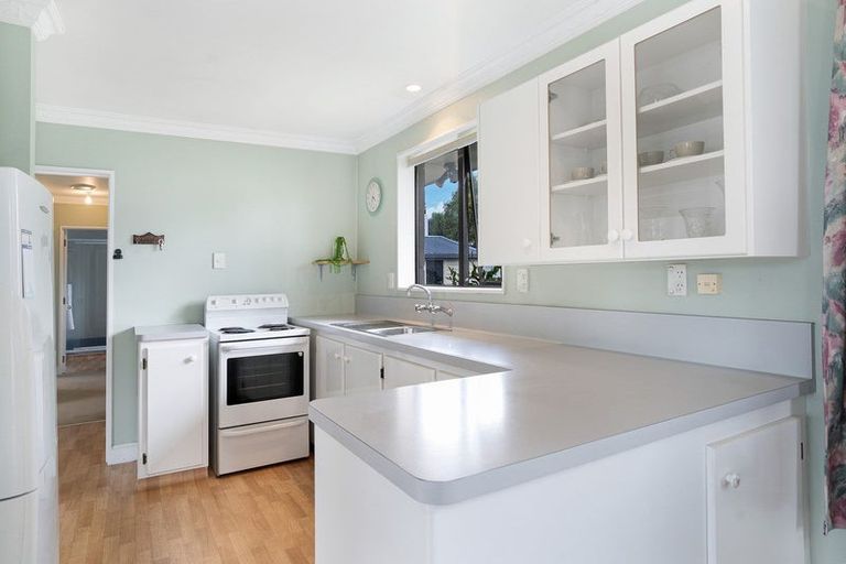 Photo of property in 2a Jones Place, Masterton, 5810