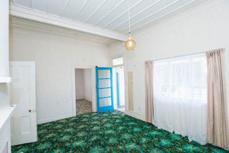 Photo of property in 338 Aberdeen Road, Gisborne, 4010