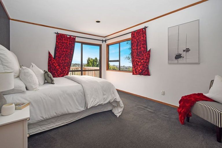 Photo of property in 24 Danbury Drive, Torbay, Auckland, 0630