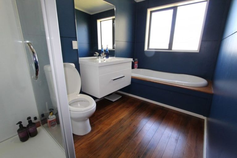 Photo of property in 1 Jackson Street, Eketahuna, 4900