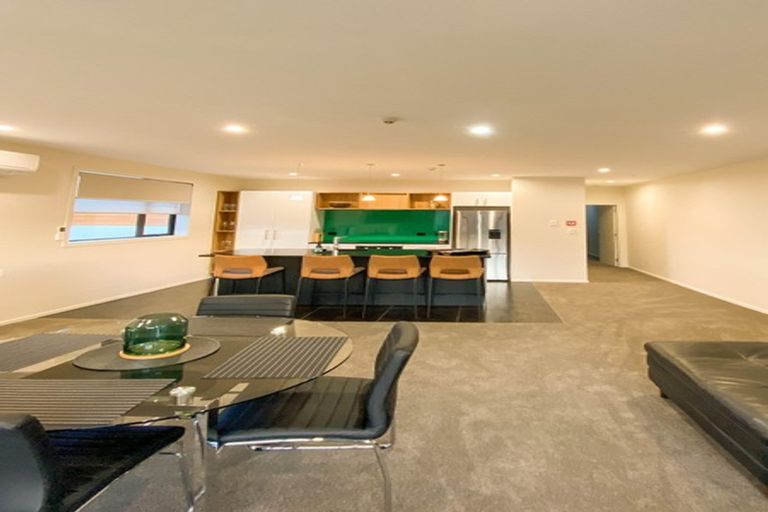 Photo of property in 6 Le Mans Grove, Cromwell, 9384