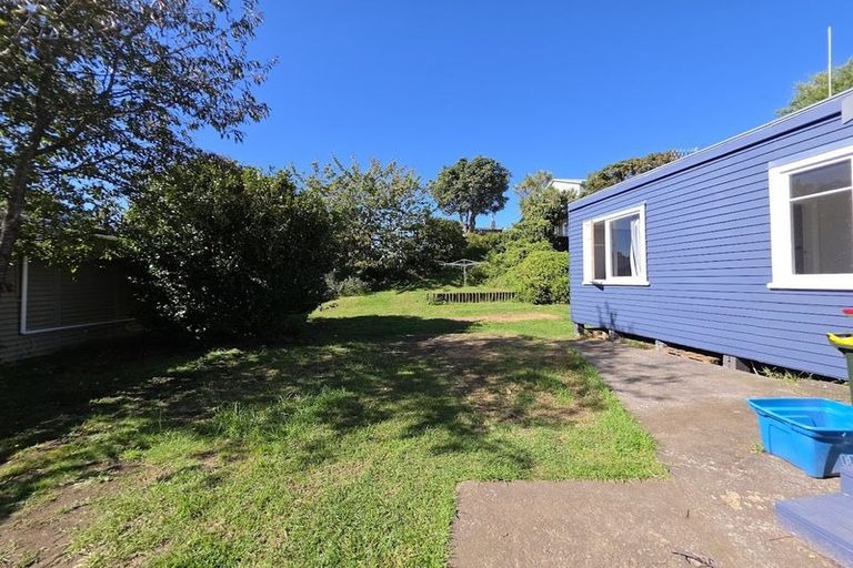 Photo of property in 24 Alexander Road, Raumati Beach, Paraparaumu, 5032