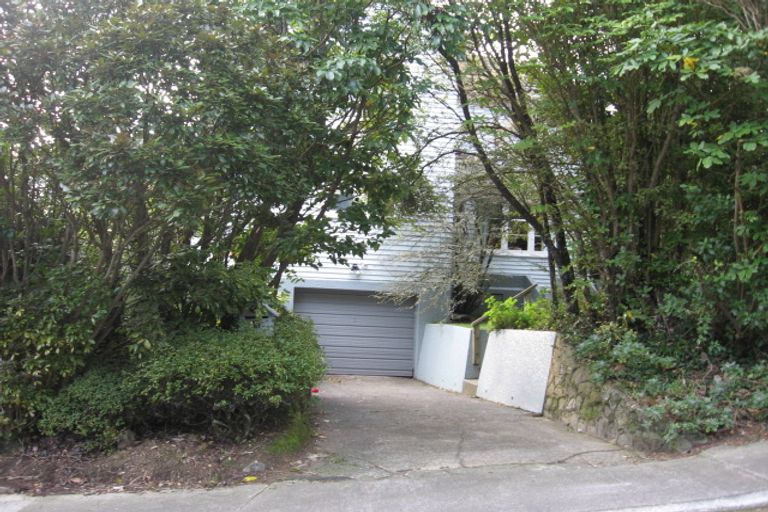 Photo of property in 17 Blakey Avenue, Karori, Wellington, 6012