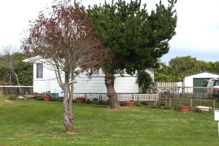 Photo of property in 10 Carver Place, Mangere East, Auckland, 2024