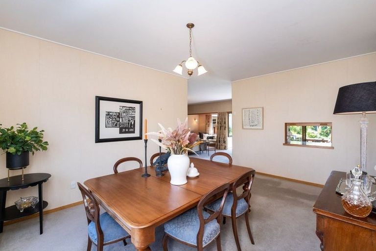 Photo of property in 3 Kopanga Road, Havelock North, 4130