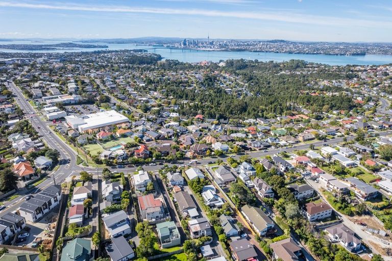 Photo of property in 4/7 Balmain Road, Birkenhead, Auckland, 0626