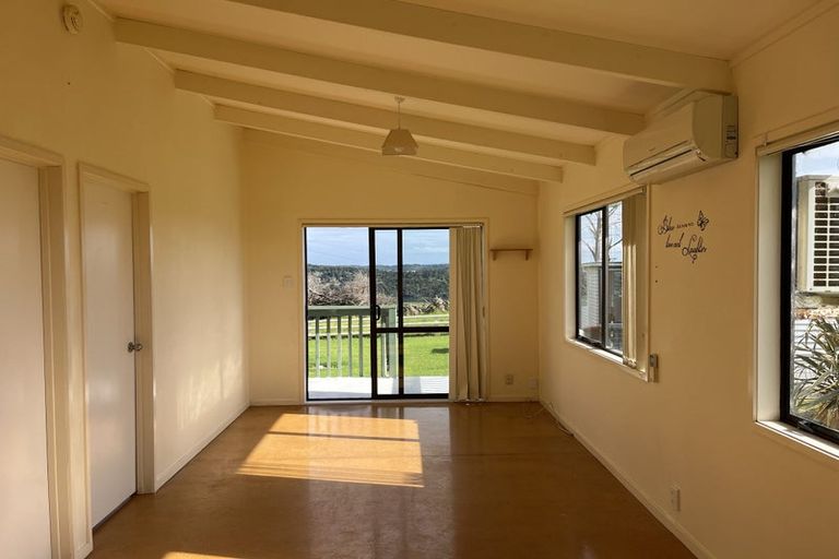 Photo of property in 175 Vaughans Road, Okura, Albany, 0792