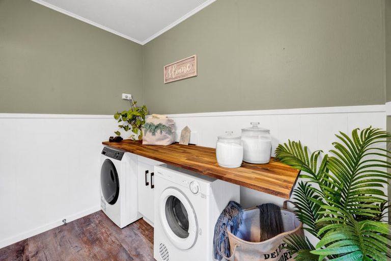 Photo of property in 41 Mahoe Street, Inglewood, 4330