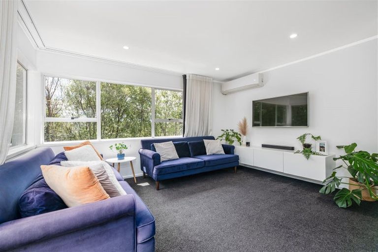 Photo of property in 2/45 Reynella Drive, Massey, Auckland, 0614