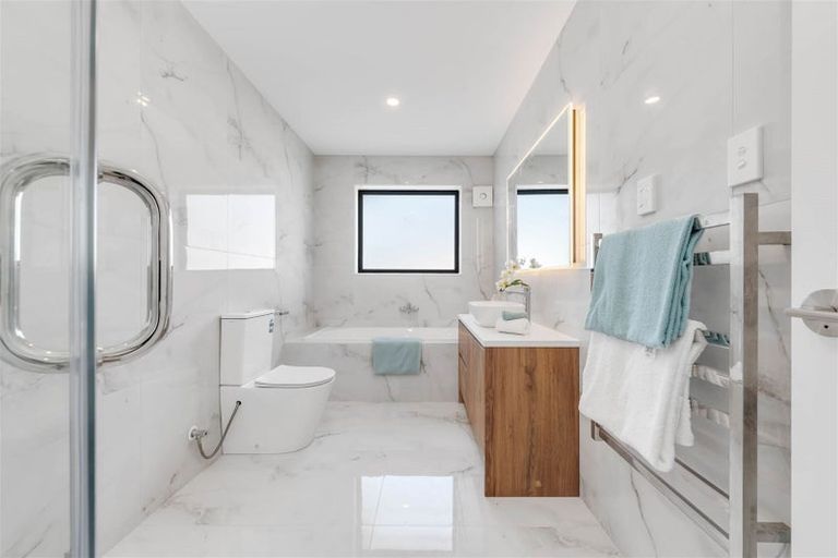 Photo of property in 31 Bushfield Drive, Flat Bush, Auckland, 2019