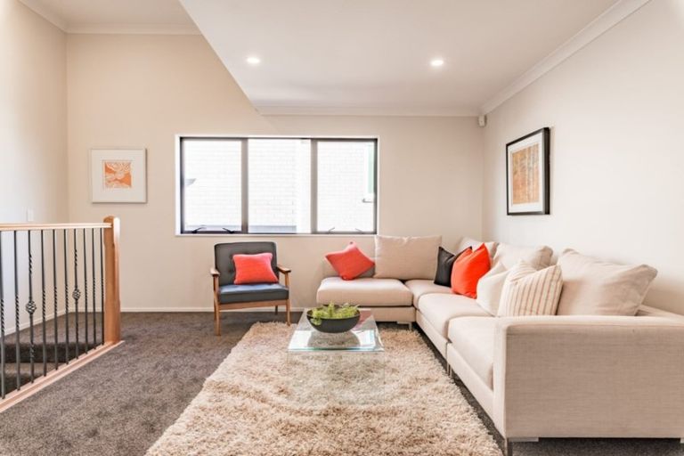 Photo of property in 17 Mcquoids Road, Flat Bush, Auckland, 2019