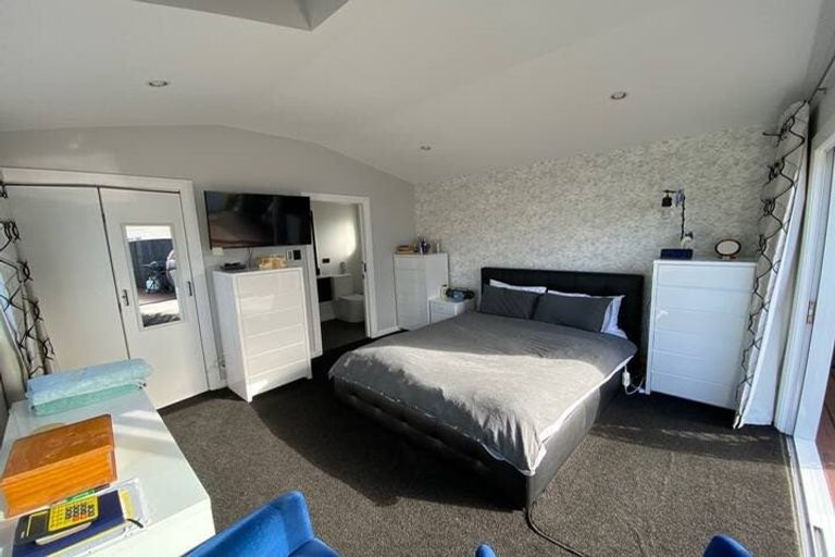 Photo of property in 10 Plunket Avenue, Petone, Lower Hutt, 5012