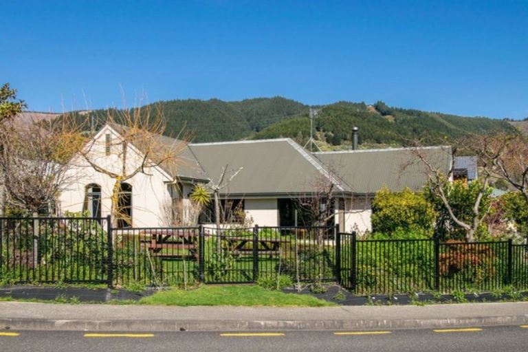 Photo of property in 25 Olympus Way, Richmond, 7020