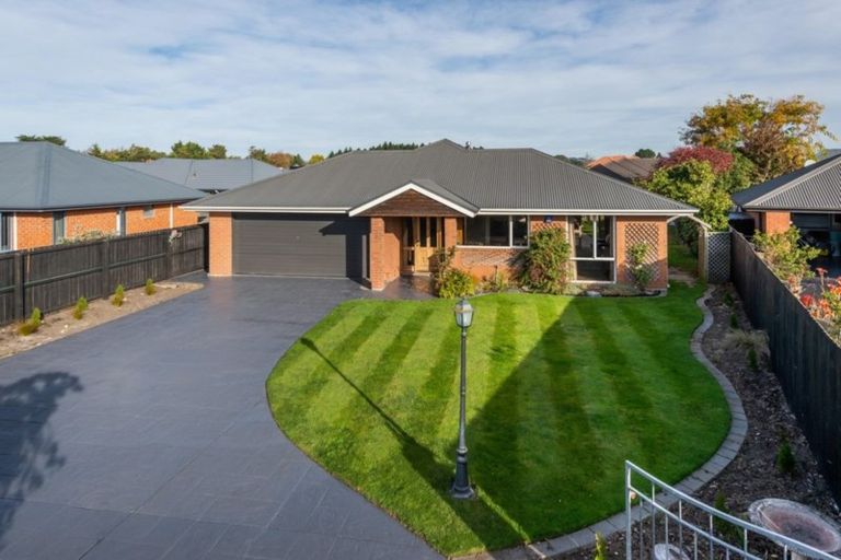 Photo of property in 12 Lexington Place, Shirley, Christchurch, 8061