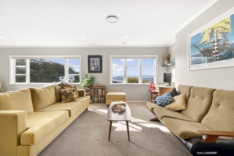 Photo of property in 10 Carlton Street, Melrose, Wellington, 6023
