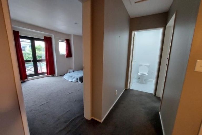 Photo of property in 2/2 Goring Street, Thorndon, Wellington, 6011