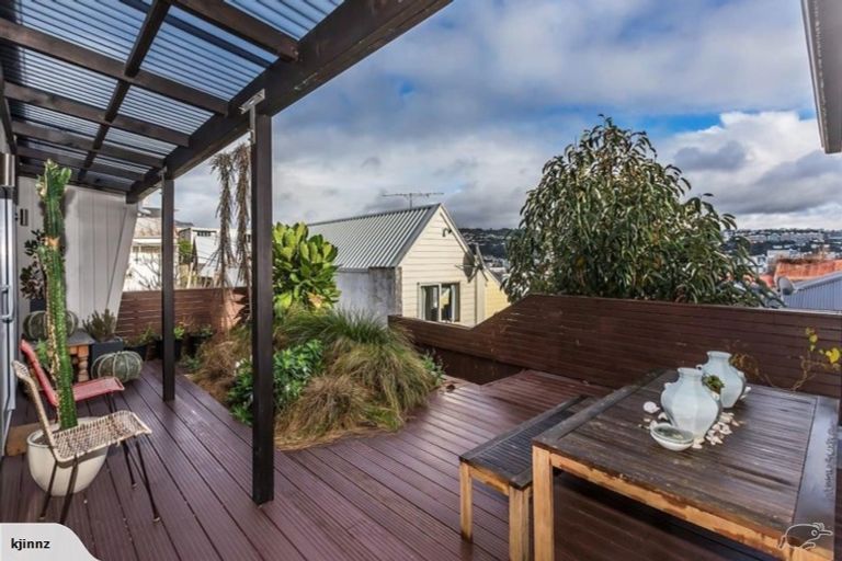 Photo of property in 95 Majoribanks Street, Mount Victoria, Wellington, 6011