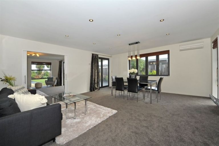 Photo of property in 5 Country Palms Drive, Halswell, Christchurch, 8025